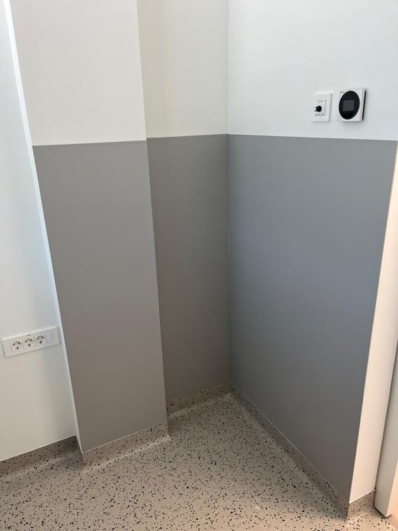 Stenska in talna obloga v Diagnostičnem centru Bled, PE Novo mesto – fotografija 4